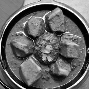 Mutton kalhapuri