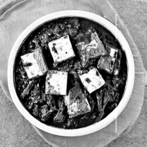 Lasooni palak paneer