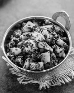 Aloo Palak