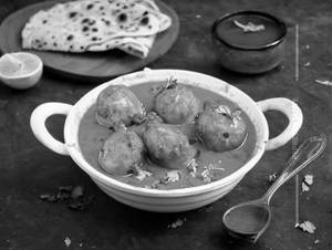 Dum Aloo Kashmiri