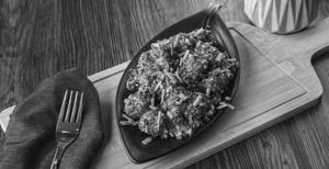 Veg Manchurian (12 Pcs)