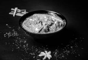 Hot Garlic Chicken (red Gravy)