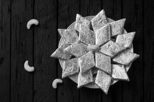 Khowa barfi                        