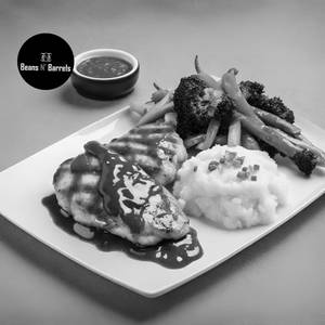 Grilled Chicken In Sweet Chilli Sauce With Mashed Potato & Sauté Veg