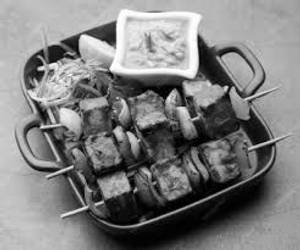 Achari paneer tikka