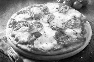 Double cheese pizza