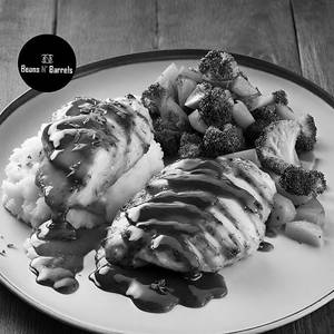 Grilled Chicken In Brown Sauce With Mashed Potato And Sauté Veg