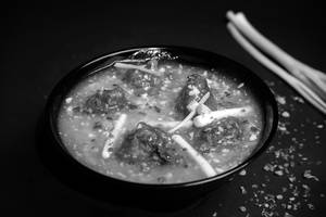 Hot Garlic Chicken (white Gravy) 8 Pcs