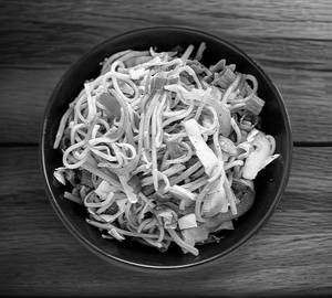 Veg Soft Noodles (Served with sauce)
