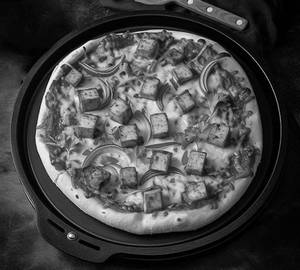 Schezwan Paneer Pizza