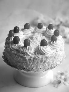 White Forest Cake