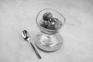 Gulab Jamun 4pcs
