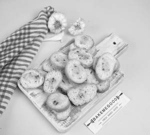 Garlic Melba Toast (20 Pcs In A Box)