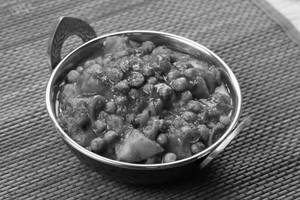 Matar paneer