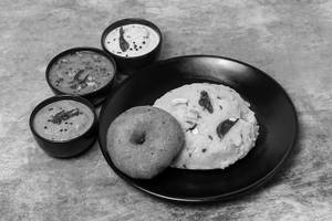 Pongal Vada Combo (pongal + Medhu Vada 1 Pcs)