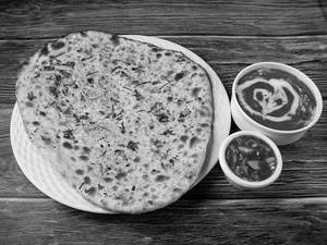 Keema Naan with Gravy 