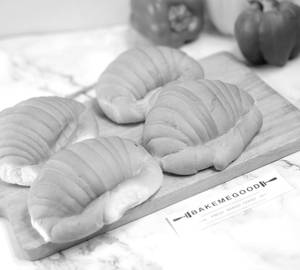 Croissant Bread (4 Pcs In A Packet)
