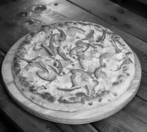Onion Capsicum Pizza [8 inches]