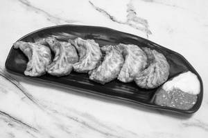 Veg Schezwan Fried Momos