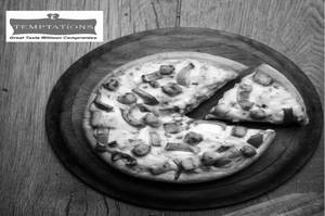 Paneer Makhani Pizza