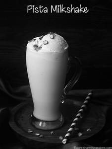 PISTA ICE CREAM MILKSHAKE