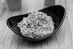 Plain maggie