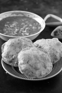 Poori Masala (2 Piece)
