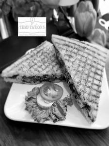 Spinach &corn Sandwich