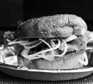 Onion Red Capsicum Burger