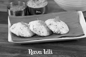Rava Idly (2 pcs)