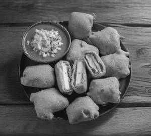 Paneer pakoda