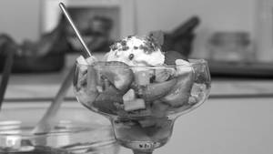 Fruit Salad With Ice Cream
