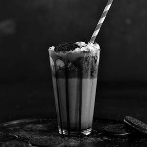 Oreo Strawberry Shake