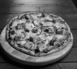 Paneer Makhani Pizza
