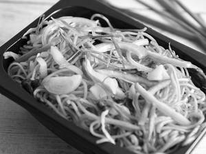 Veg Chilli Garlic Noodles