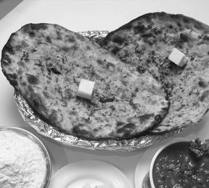 Haveli Special Kulcha With Chana