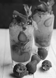 Strawberry Fizz
