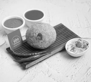 Indori Aloo Kachori (1 Pc)