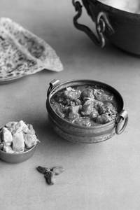 VEG CHUNKS CURRY