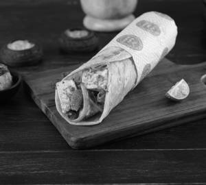 Achari Paneer Tikka Roll