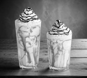 Banana Caramel Frappe