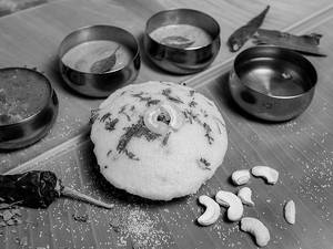 Rava Idli  With Ghee (1 Pc)