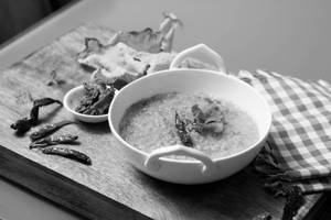 Dal Khichdi With Curd [Serves - 1]