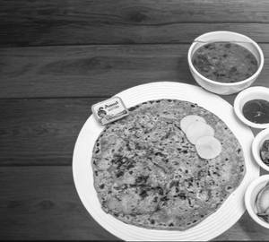 Gobi pyaaz parantha with yellow dal     