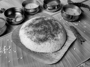 Ghee Pudi Thatte Idli (1 Pc)