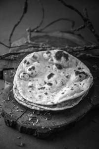 Butter Tandoori Roti [2 Pieces]