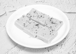 Pista Burfi