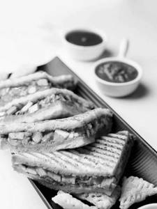 Paneer Sandwich
