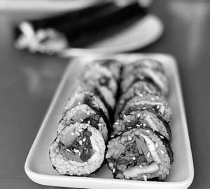 Veg kimchi kimbap