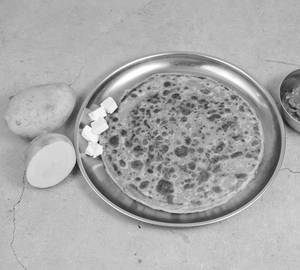 Aloo Paneer Paratha